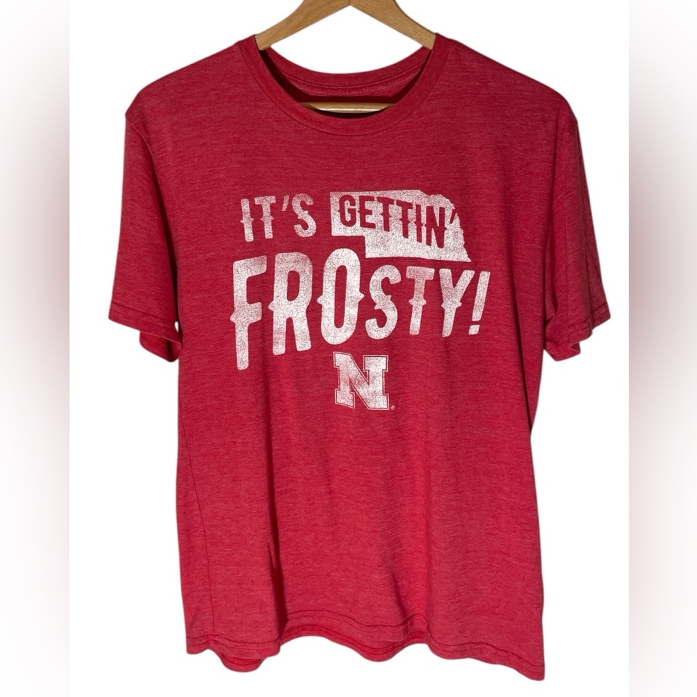 GG2- Blue 84 Men’s Medium Tee Graphic T-Shirt Nebraska Cornhuskers